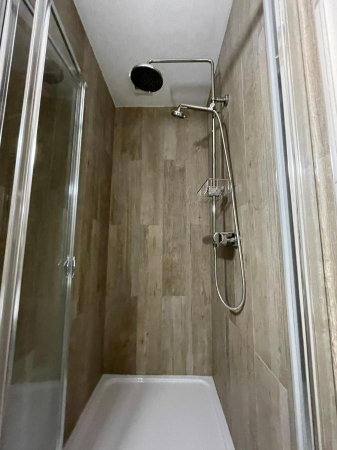 Penthouse Apartment 基尔根尼 外观 照片